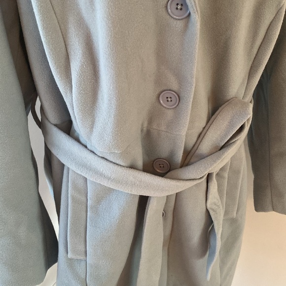 Colleen Lopez light blue coat - Picture 4 of 8